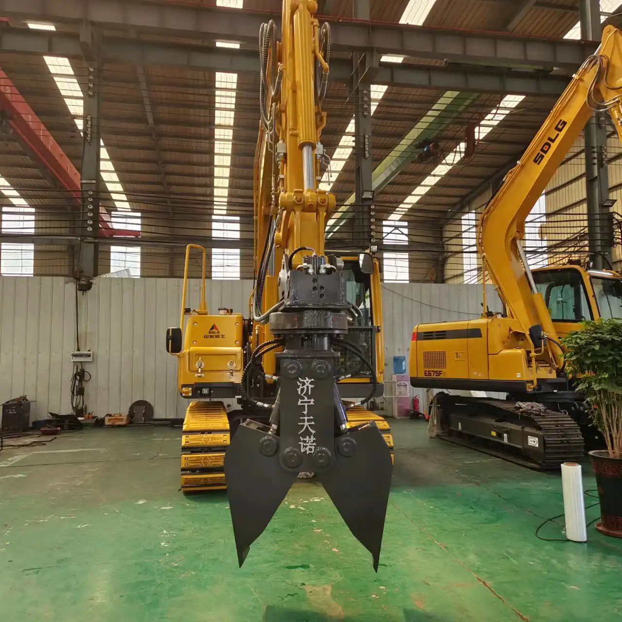 Is the excavator rail clamp treated for rust protection?